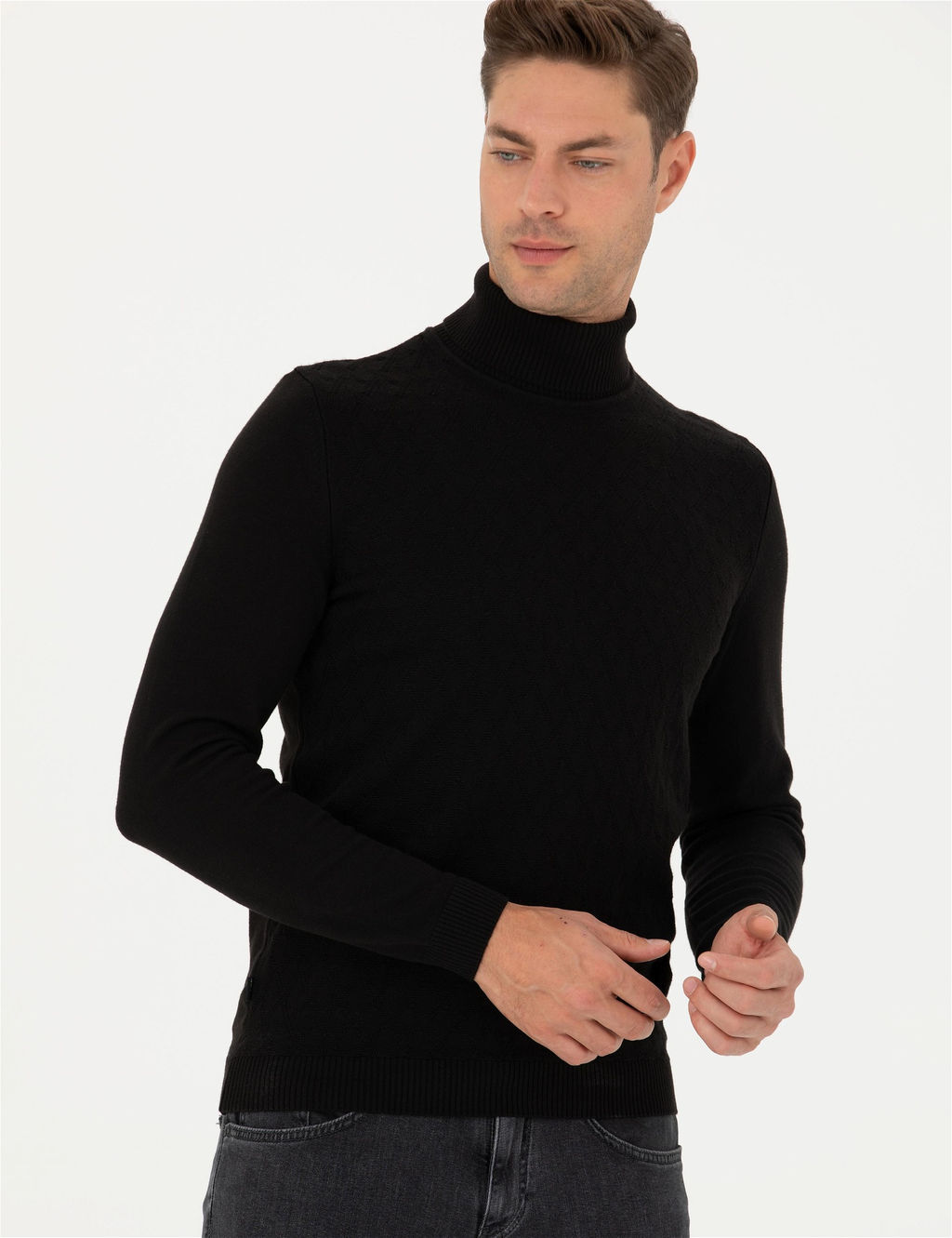 Siyah Slim Fit Bal_k__ Yaka Triko Kazak