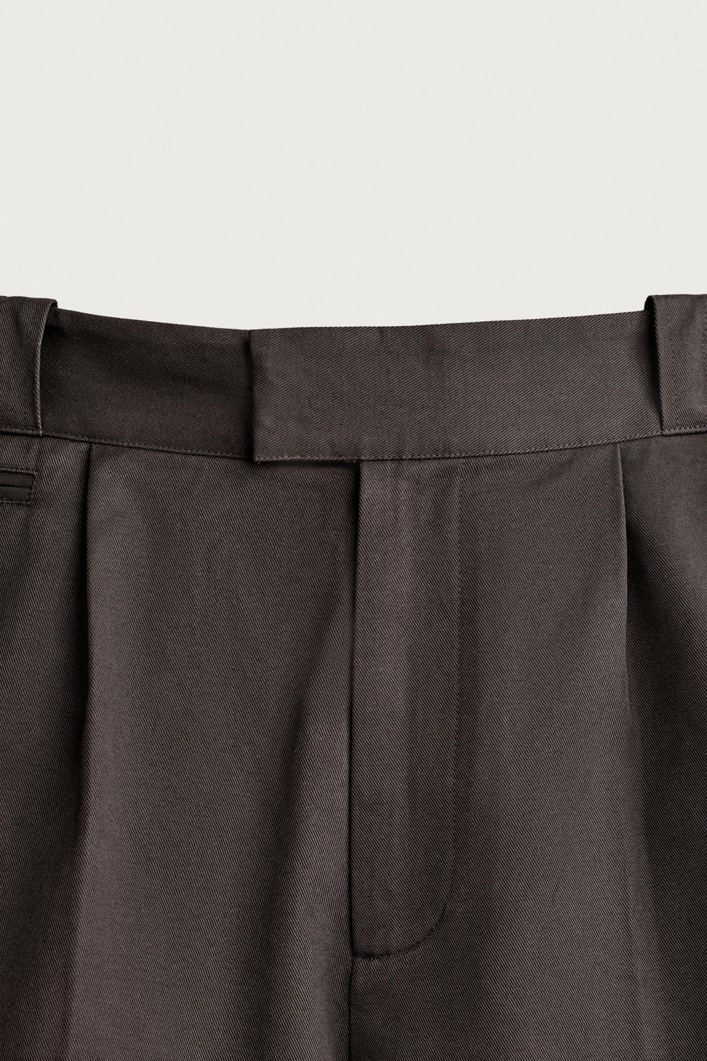 BERMUDA RELAXED FIT PLIEGUES / Marr?n - Zara фото 9