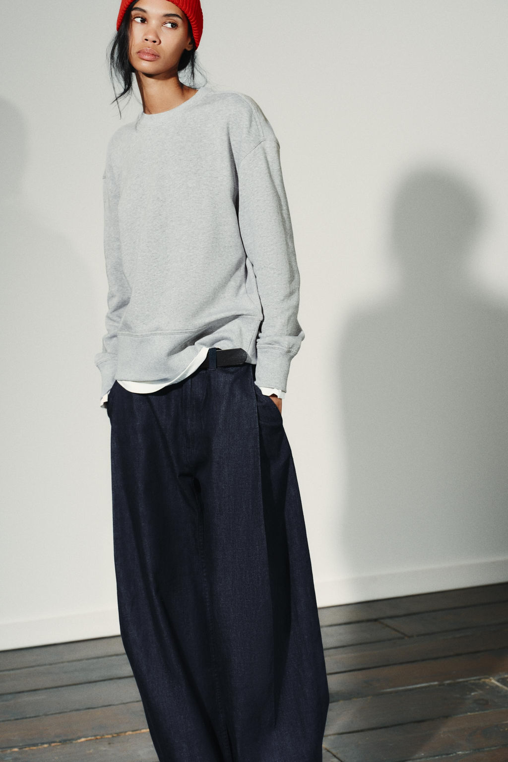 CONTRAST PLUSH SWEATSHIRT - Zara фото 3