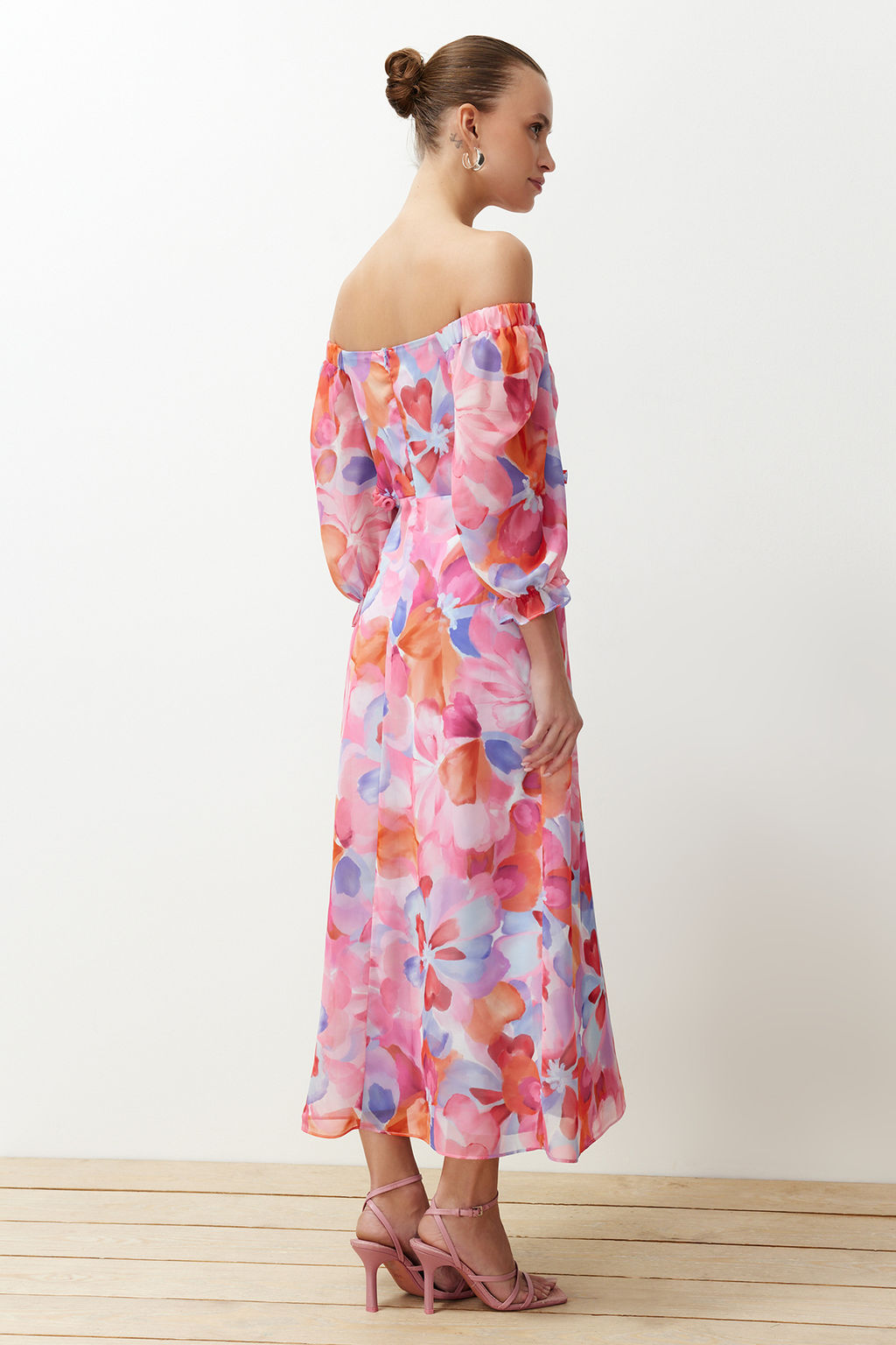 TRENDYOLMILLA Mint Cicekli Cut Out / Volan Maxi Dokuma Elbise TWOSS23EL02422  фото 6