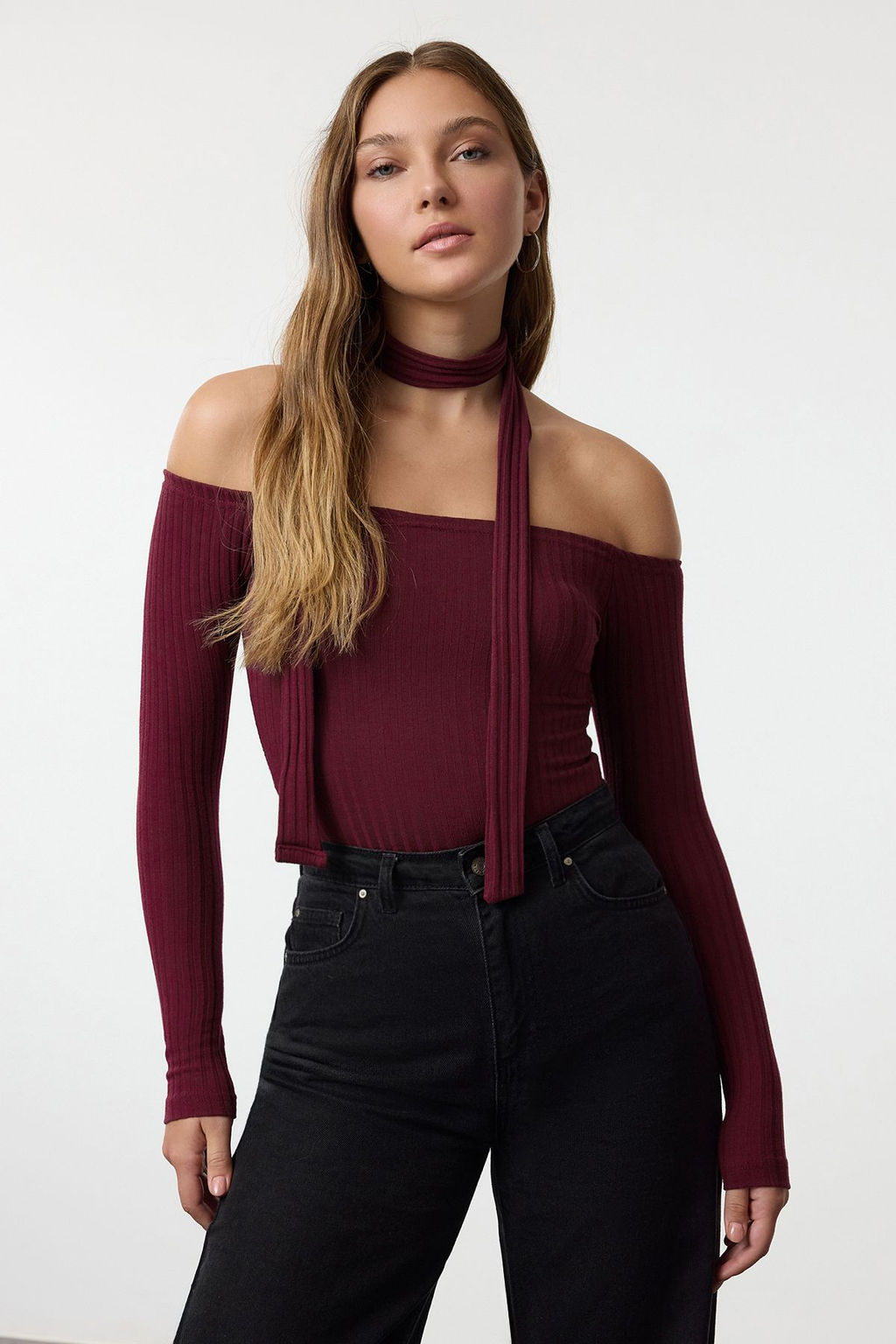 Bordo Fitilli Carmen Yaka Sal Detayl? Fitted/Vucuda Oturan Crop Esnek Orme Bluz TWOAW24BZ00354
