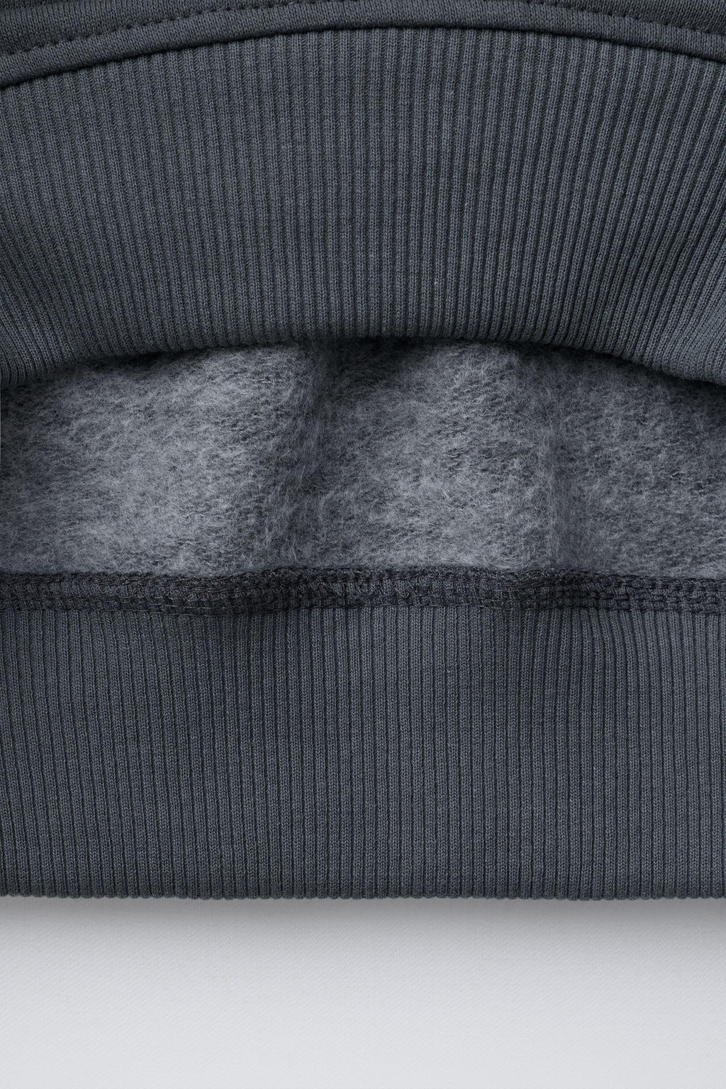 STRANGER THINGS/ NETFLIX PRINT SWEATSHIRT - Zara фото 4