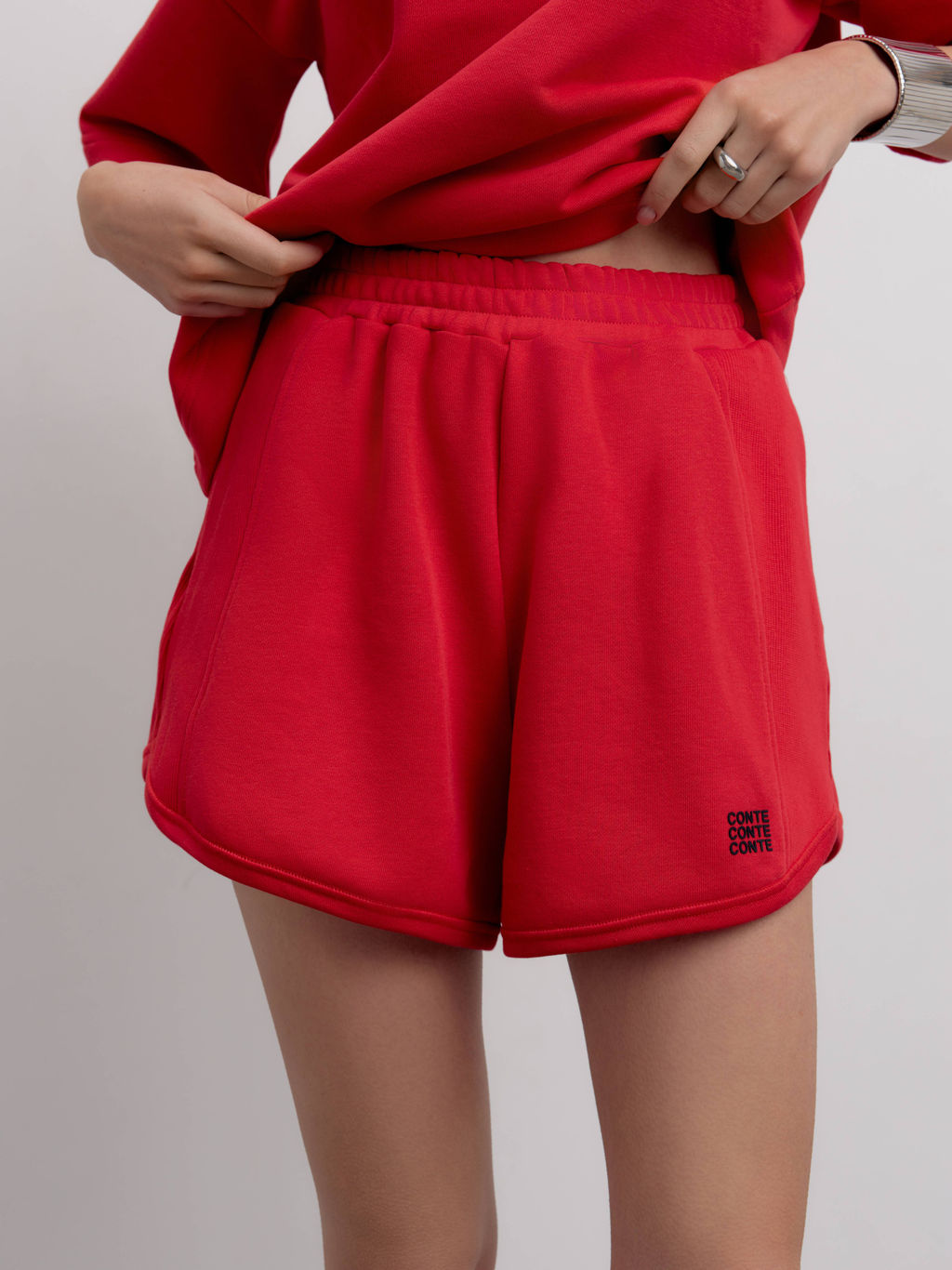 CONTE LS 2581 Шорты женские tomato