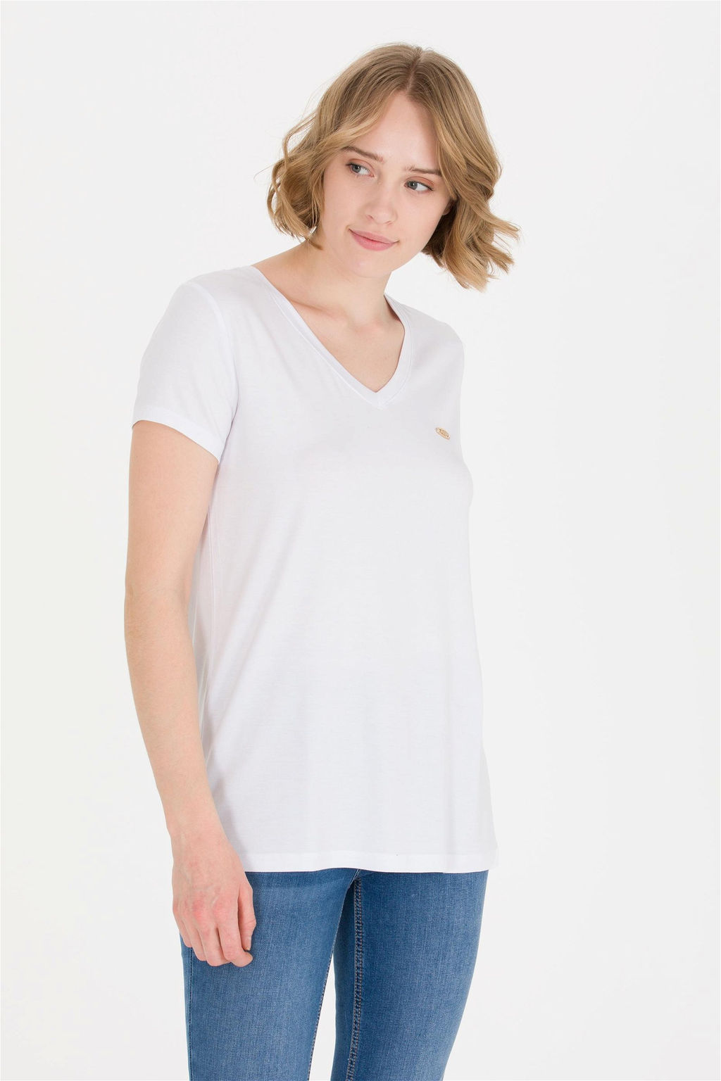 Женская белая базовая футболка с v-образным вырезом Неожиданная скидка в корзине - U.s. polo assn фото 3