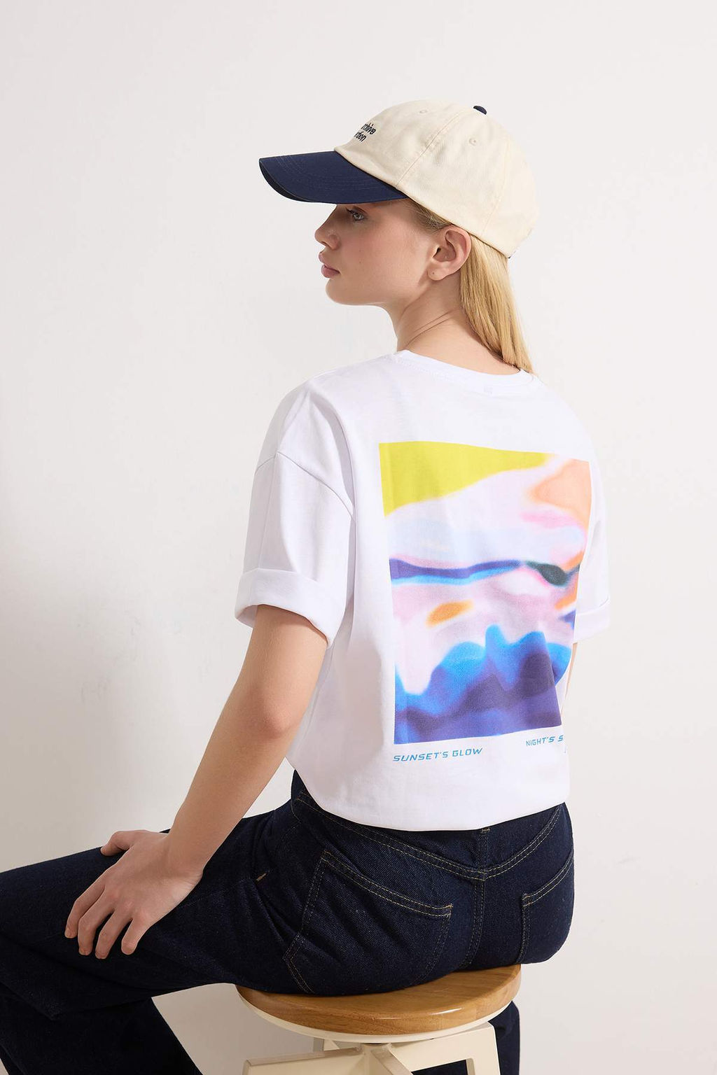 TRENDYOLMILLA Beyaz Premium %100 Pamuk Bask?l? Relaxed/Rahat Kal?p Orme T-Shirt TWOSS24TS00172 фото 29
