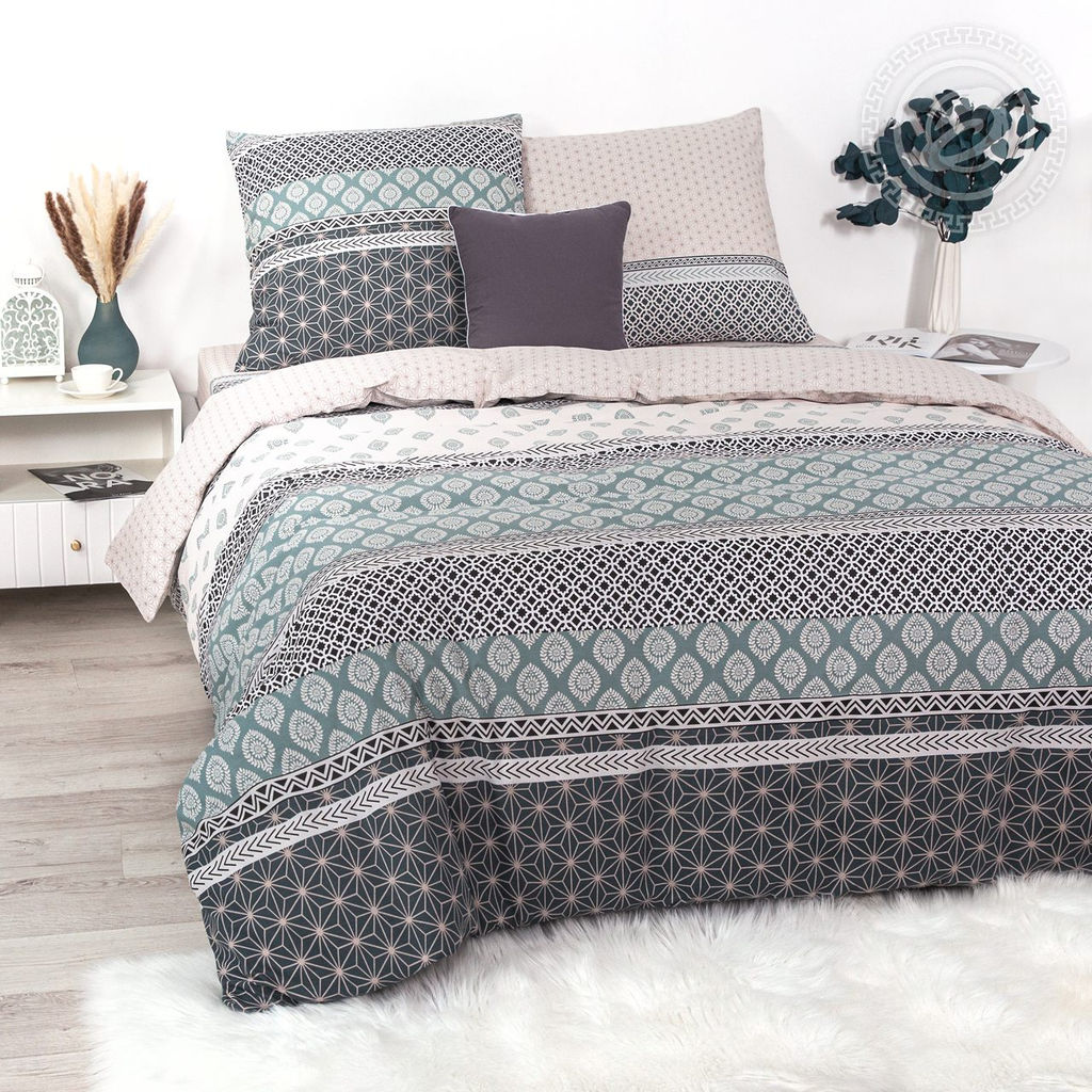 Постельное белье Классика (поплин DE LUXE) Евро/Пододеяльник: 1 шт. - 215*200; Простыня: 1 шт. - 215*240; Наволочка: 2 шт. - 70*70; DE LUXE