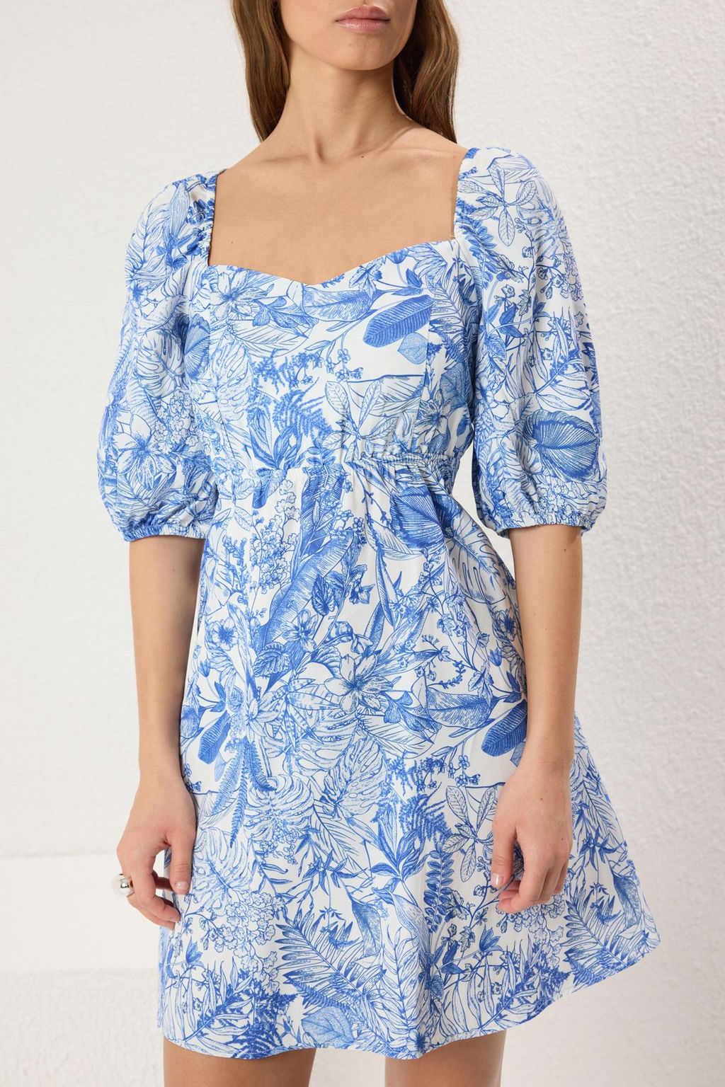 TRENDYOLMILLA Cok Renkli Cicekli Skater/Belden Ac?lan S?rt Detayl? Mini Dokuma Elbise TWOSS22EL1107 фото 3