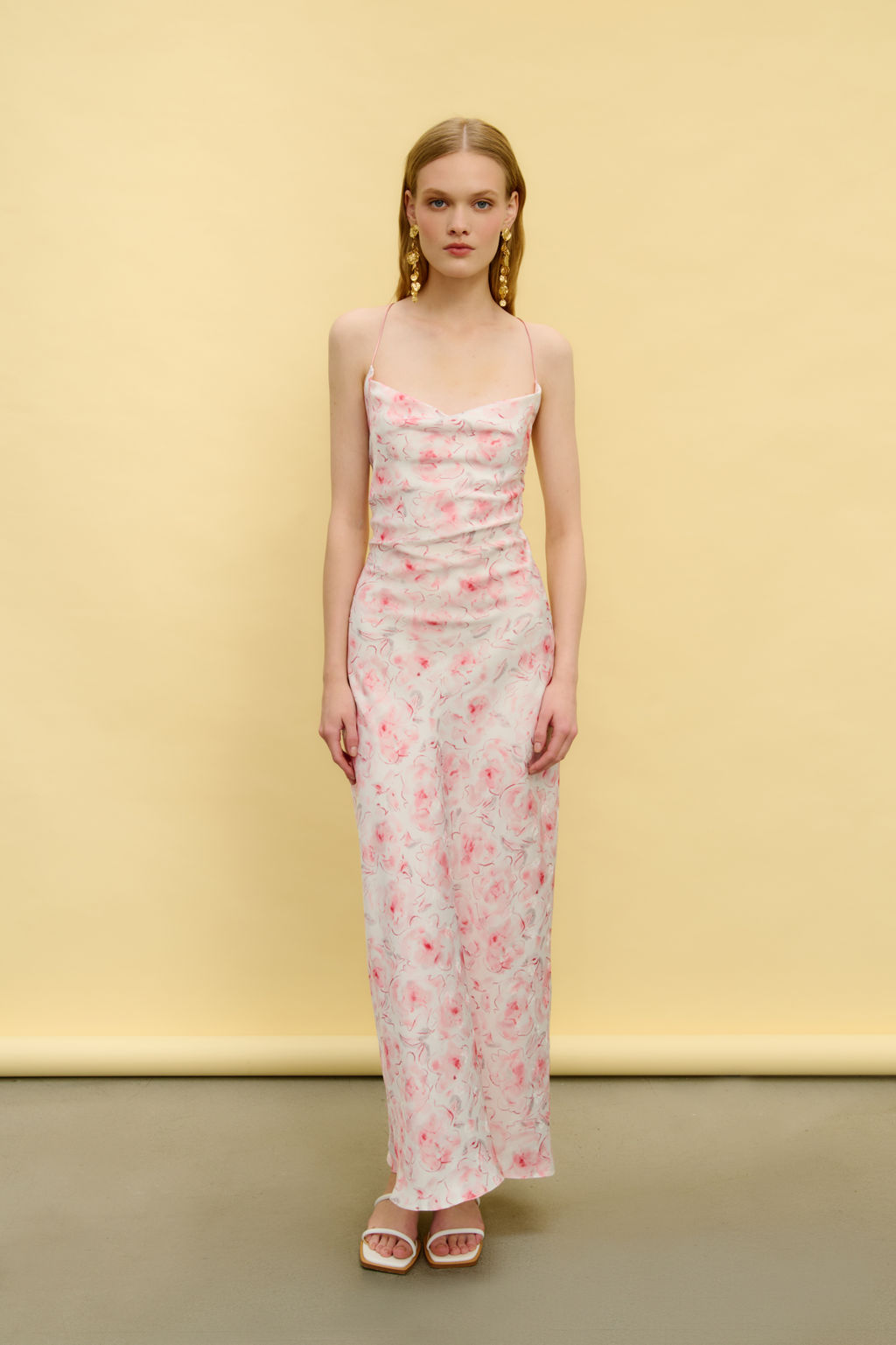 Платье комбинация с цветочным мотивом