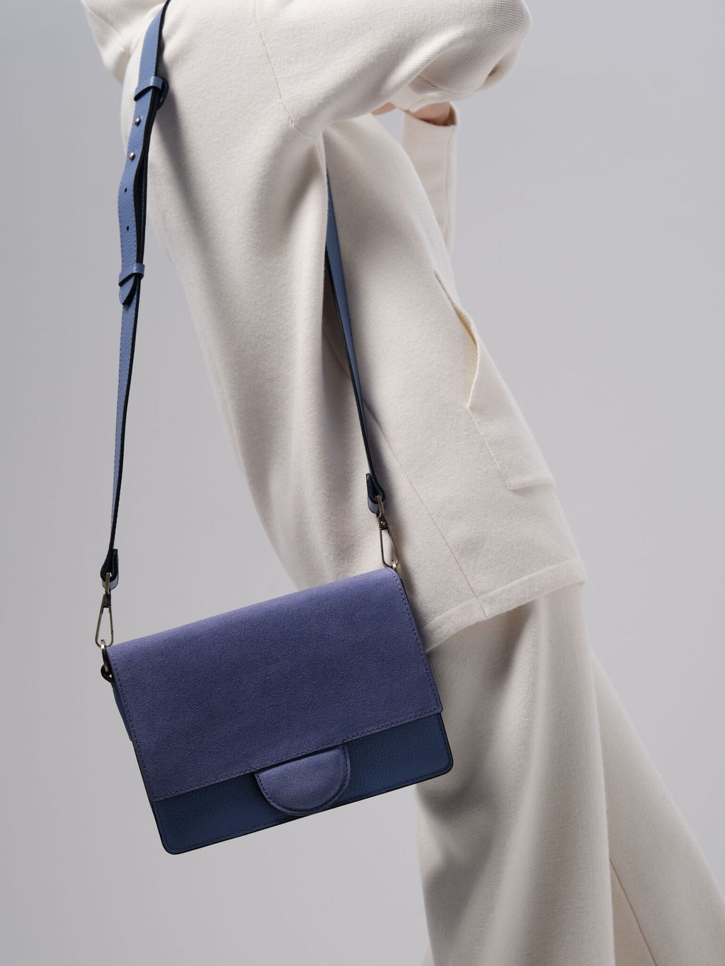 Сумка через плечо Deboro 30574 сиреневый закат