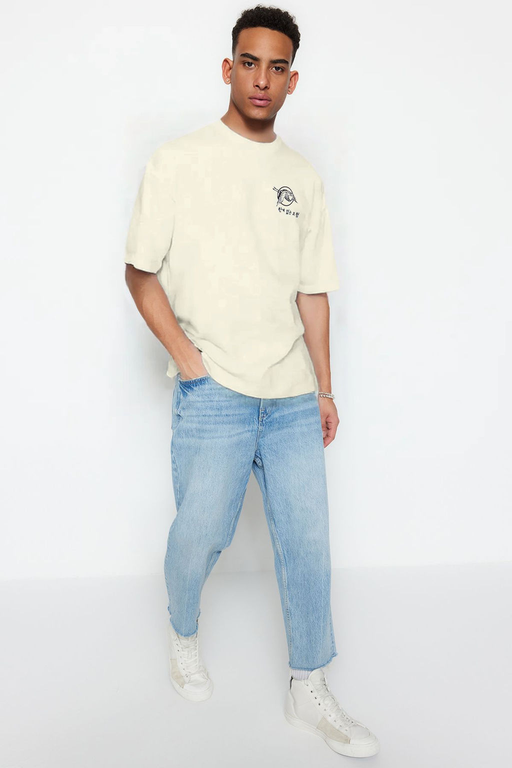 TRENDYOL MAN Lacivert Oversize/Genis Kesim Uzak Dogu Bask?l? K?sa Kol %100 Pamuklu T-Shirt TMNSS23TS00170 - Trendyolmilla фото 52