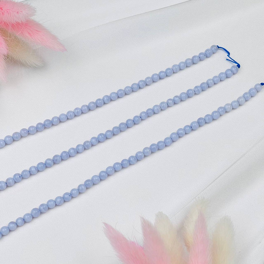 Бусины для украшений из Голубого агата (76 бусин)