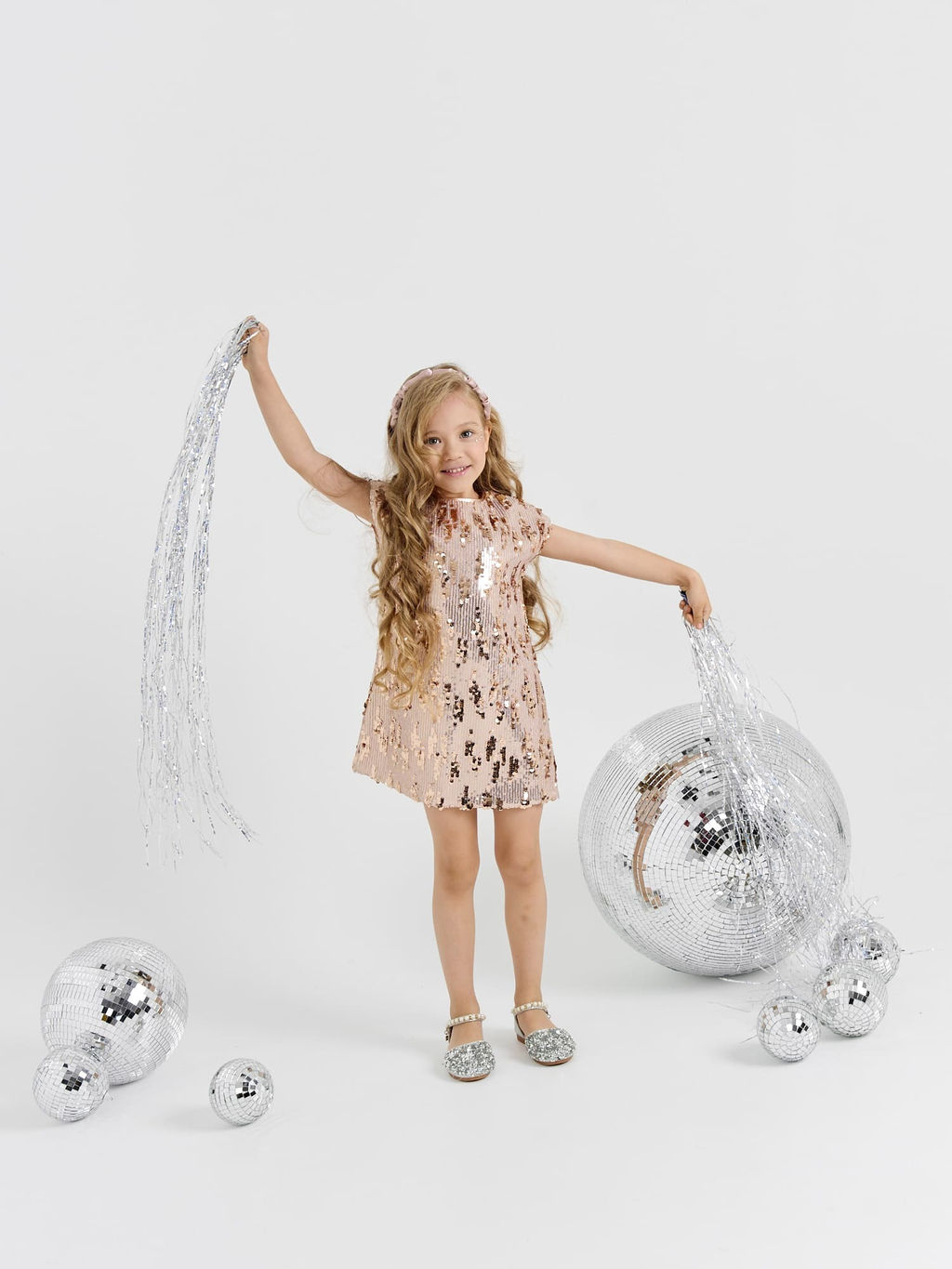 Платье с пайетками "Розовое золото"