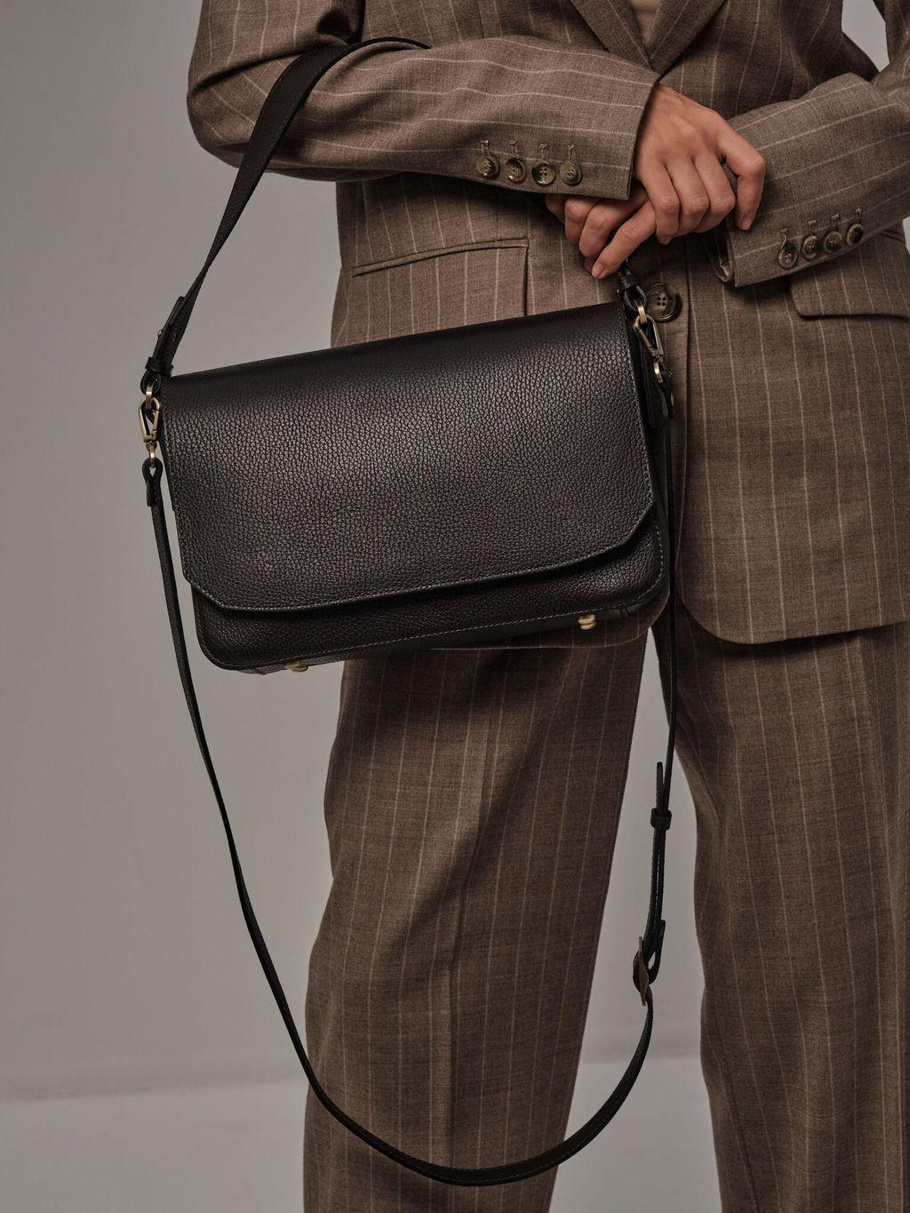 Сумка на плечо Deboro 30512 темно-коричневый