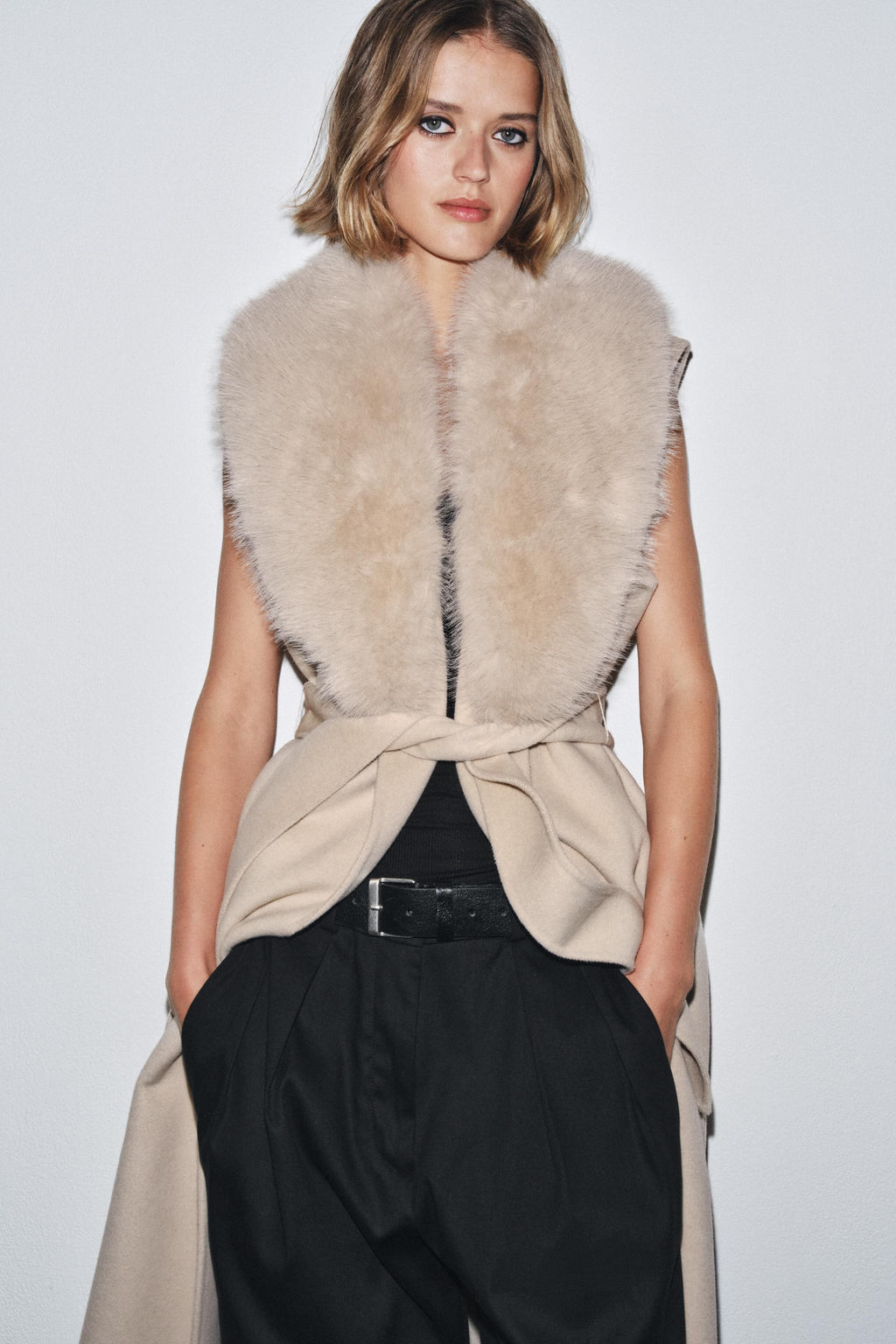 ZW COLLECTION FAUX FUR COLLAR WAISTCOAT - Zara фото 5