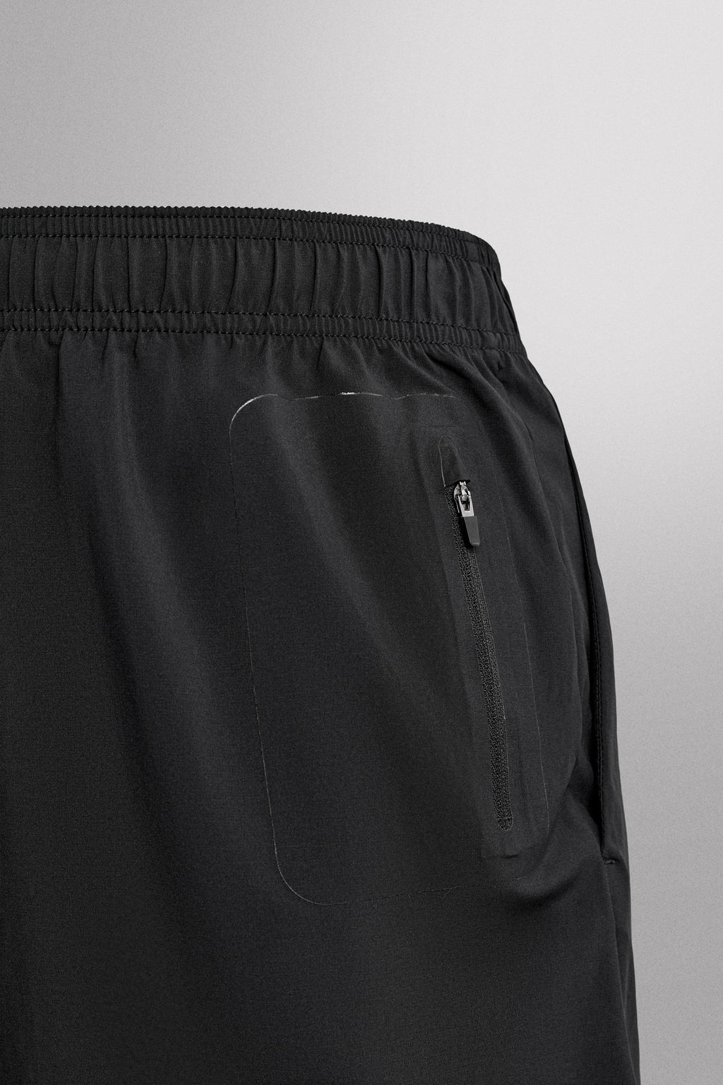 LIGHTWEIGHT PERFORATED SHORTS - Zara фото 21