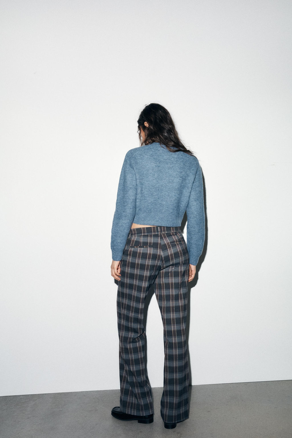 CHECK TROUSERS - Zara фото 8
