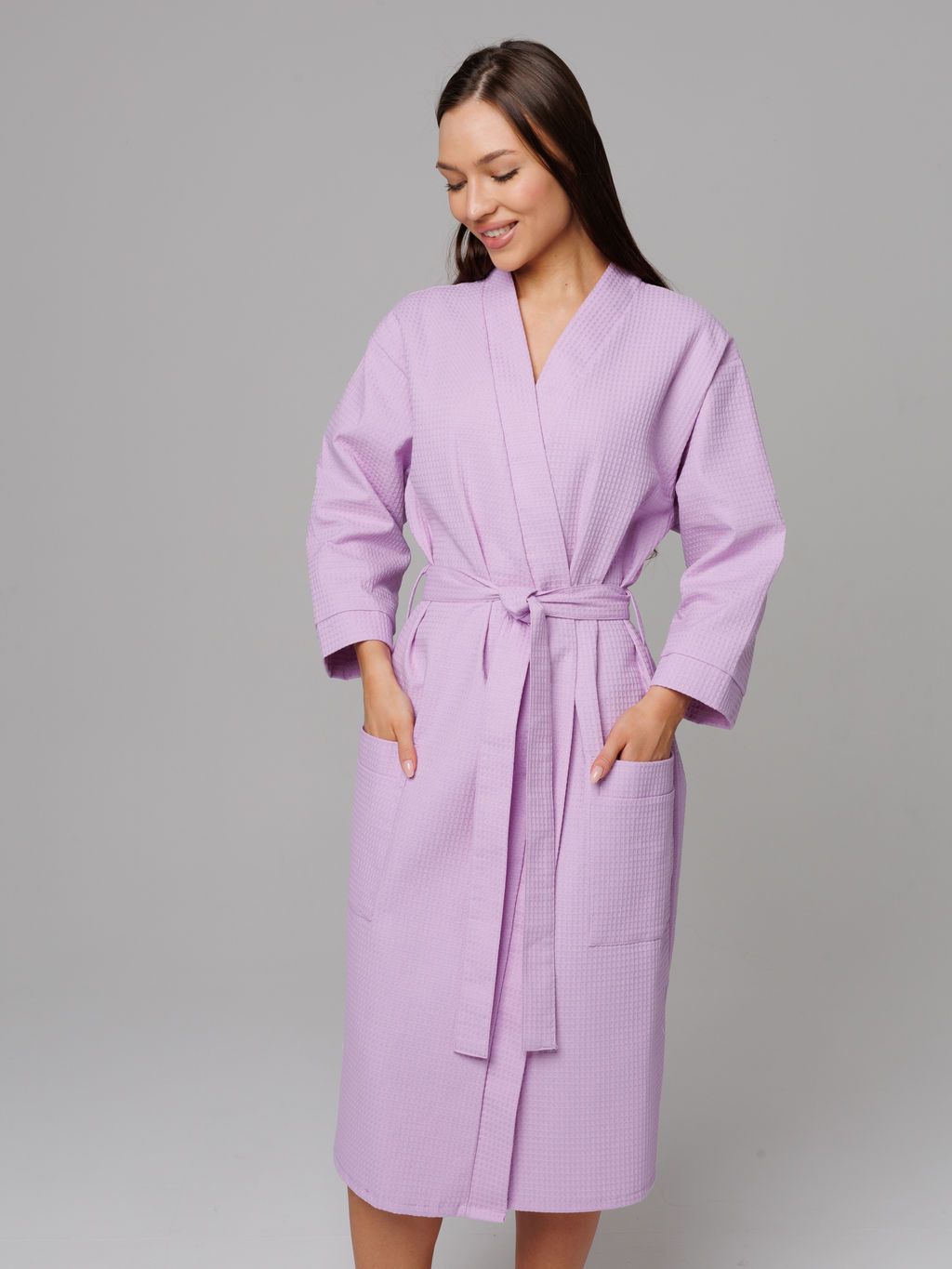 Женский укороченный вафельный халат с планкой сиреневый В-11 (18)