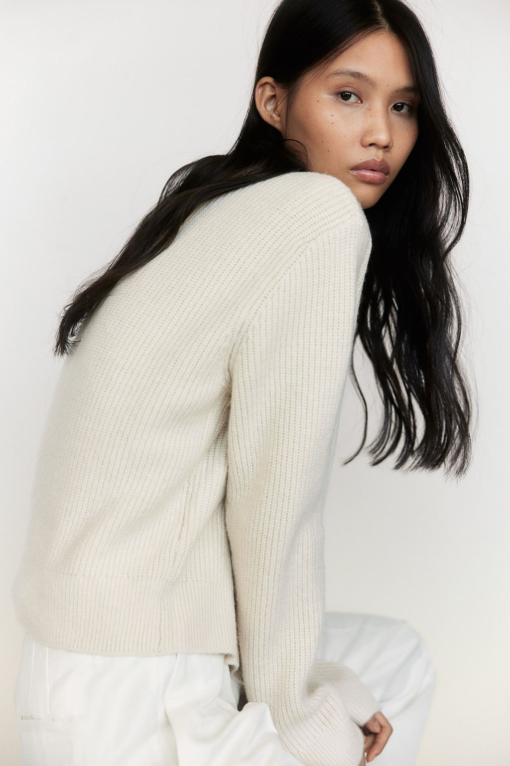 Cardigan en punto de canale con cuentas - H&m фото 4