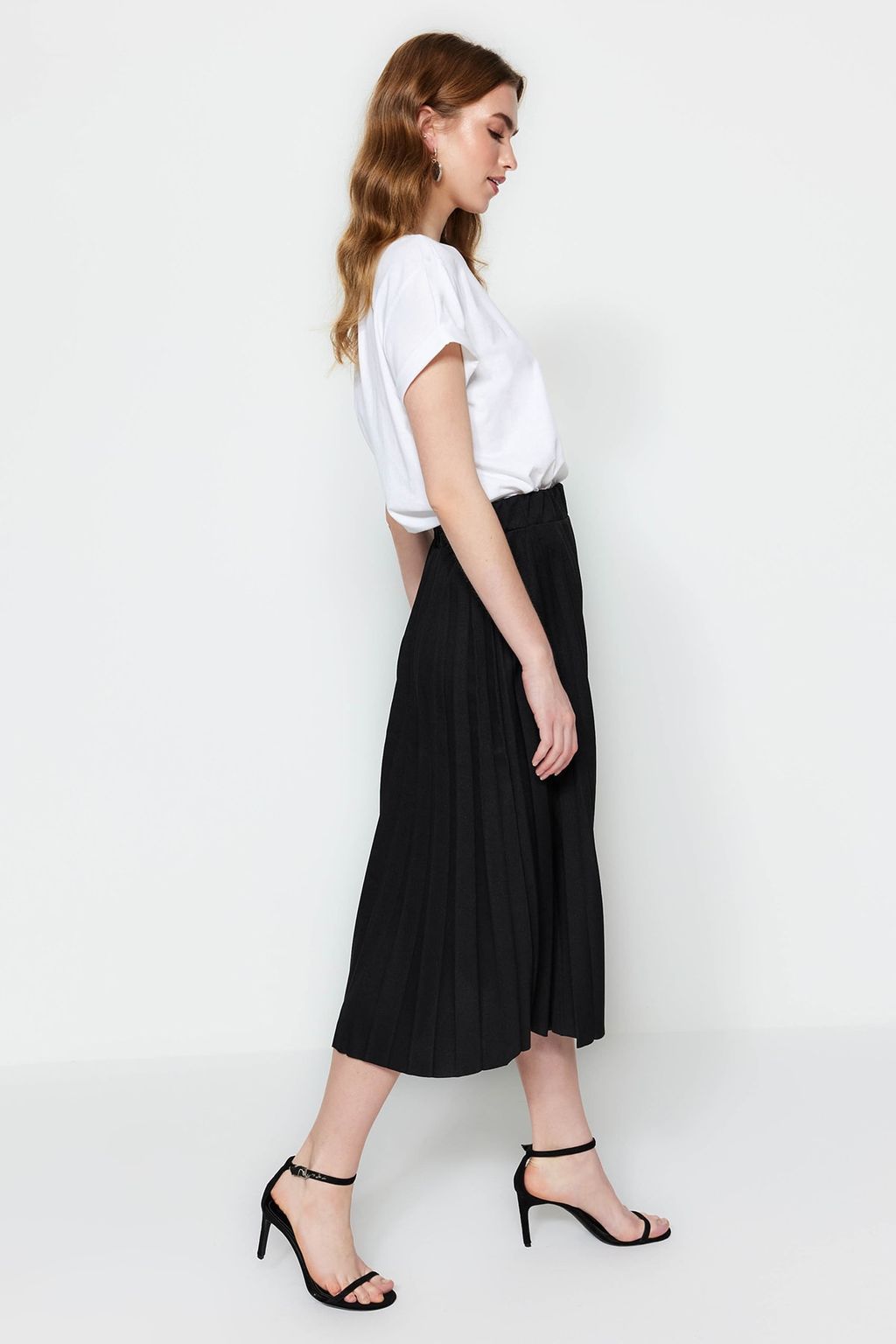 TRENDYOLMILLA Siyah Klos Yuksek Bel Midi Piliseli Smart Krep Orme Etek TWOSS23ET00048  фото 2