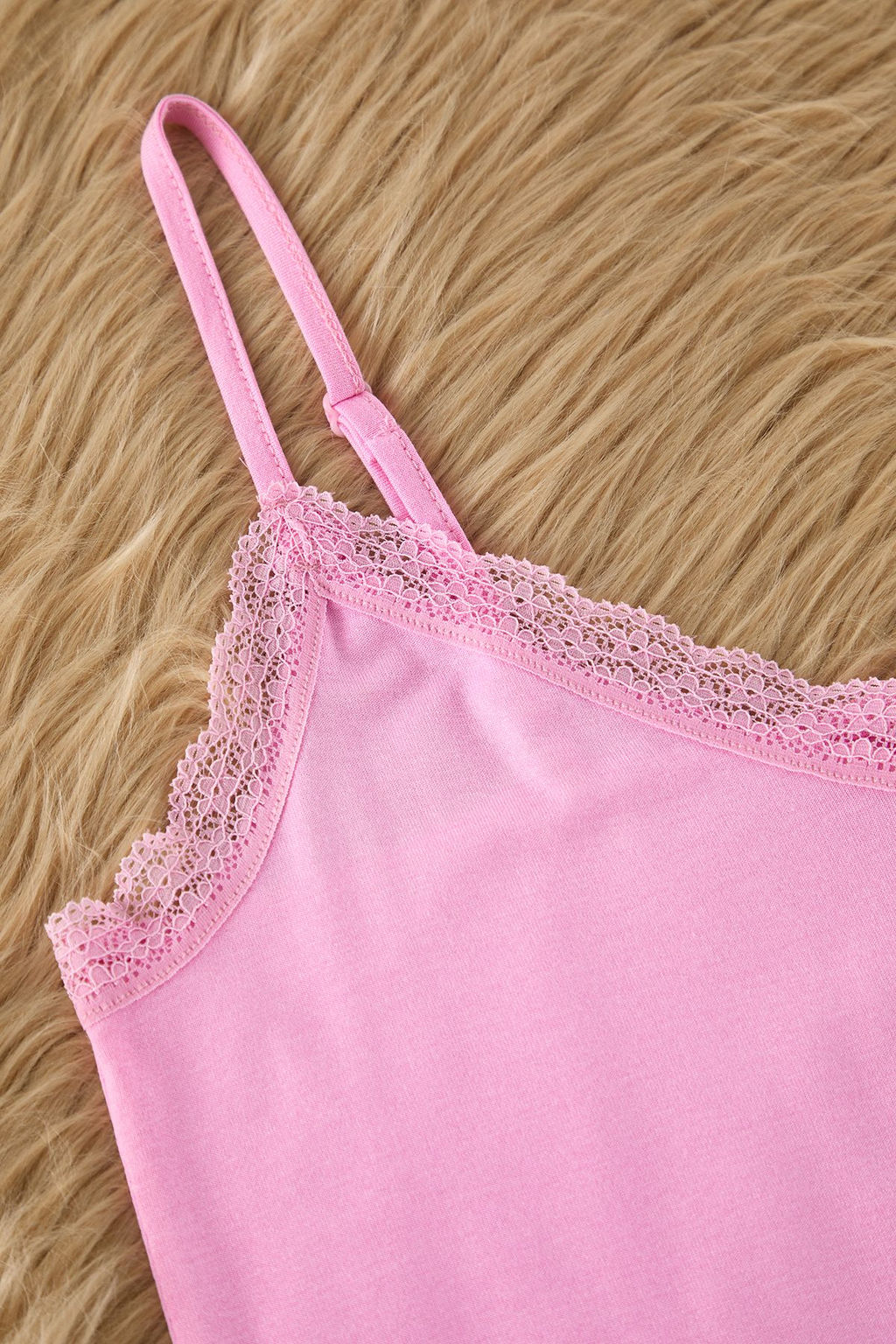 Trendyolmilla Siyah Dantelli Ip Ask?l? Viskon Sortlu Orme Pijama Tak?m? THMSS24PT00007  фото 10