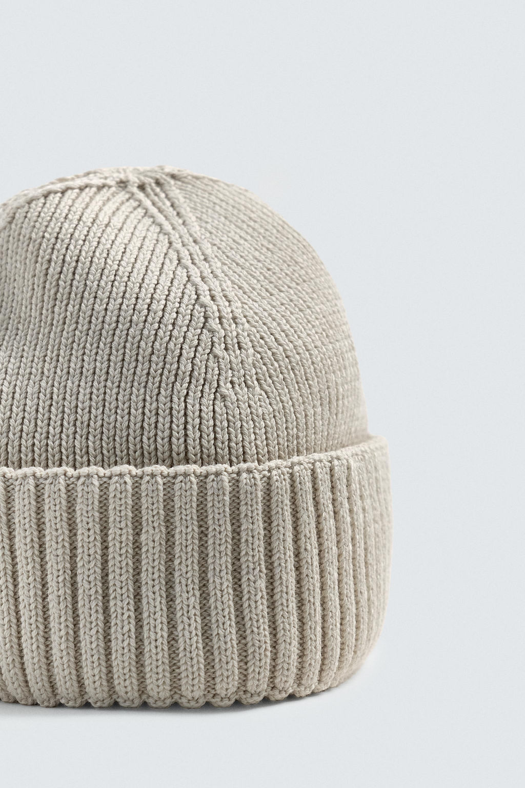 GORRO CORTO B?SICO / Crudo - Zara фото 3