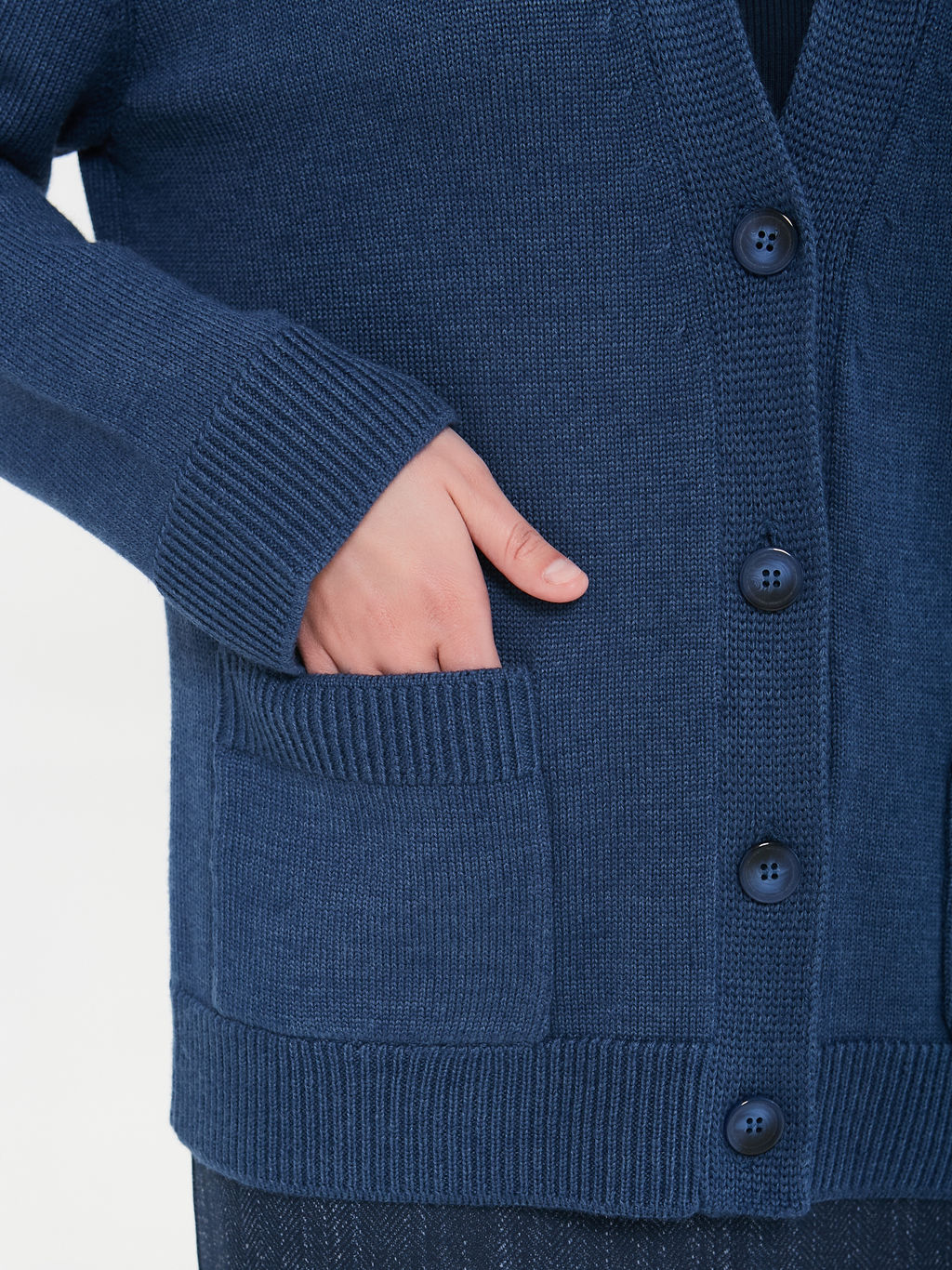 Кардиган вязаный