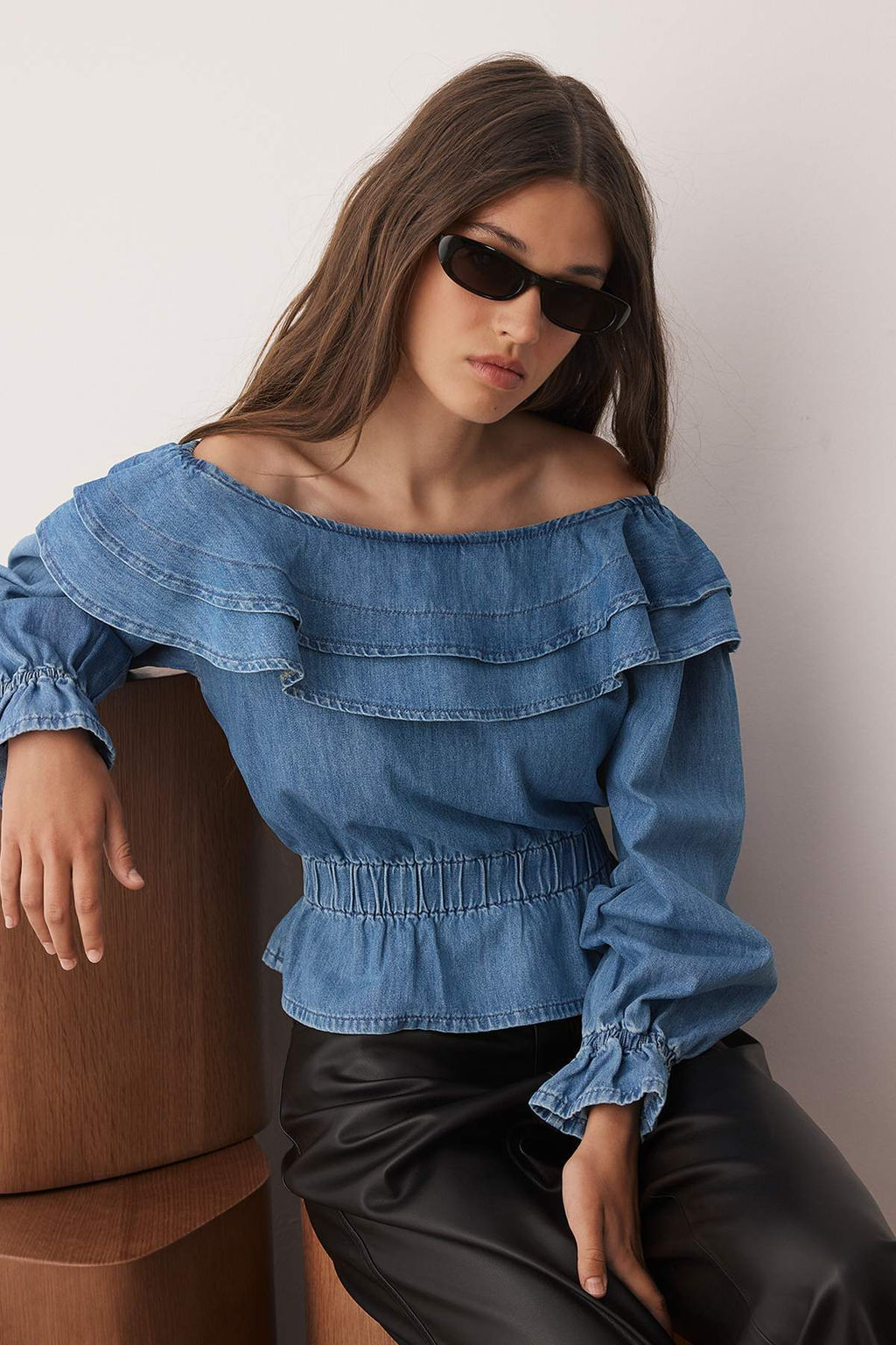 Mavi F?rf?r Detayl? Carmen Yaka Denim Bluz TWOAW26BZ00049