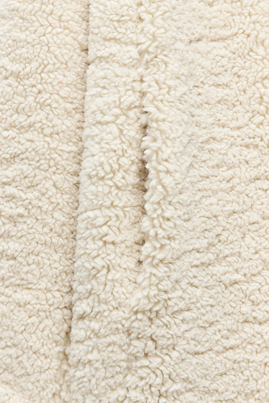 LONG FAUX SHEARLING COAT - Zara фото 16