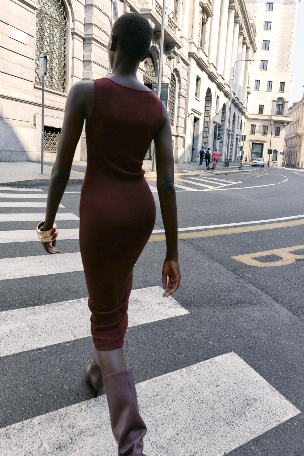 KNIT DRESS WITH CUT-OUT AND METAL DETAIL - Zara фото 4