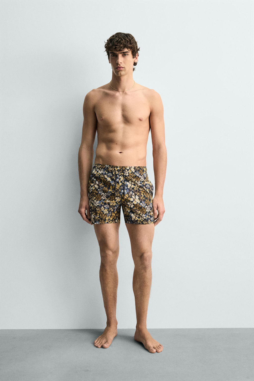 BA?ADOR MEDIO ESTAMPADO FLORAL / Marr?n