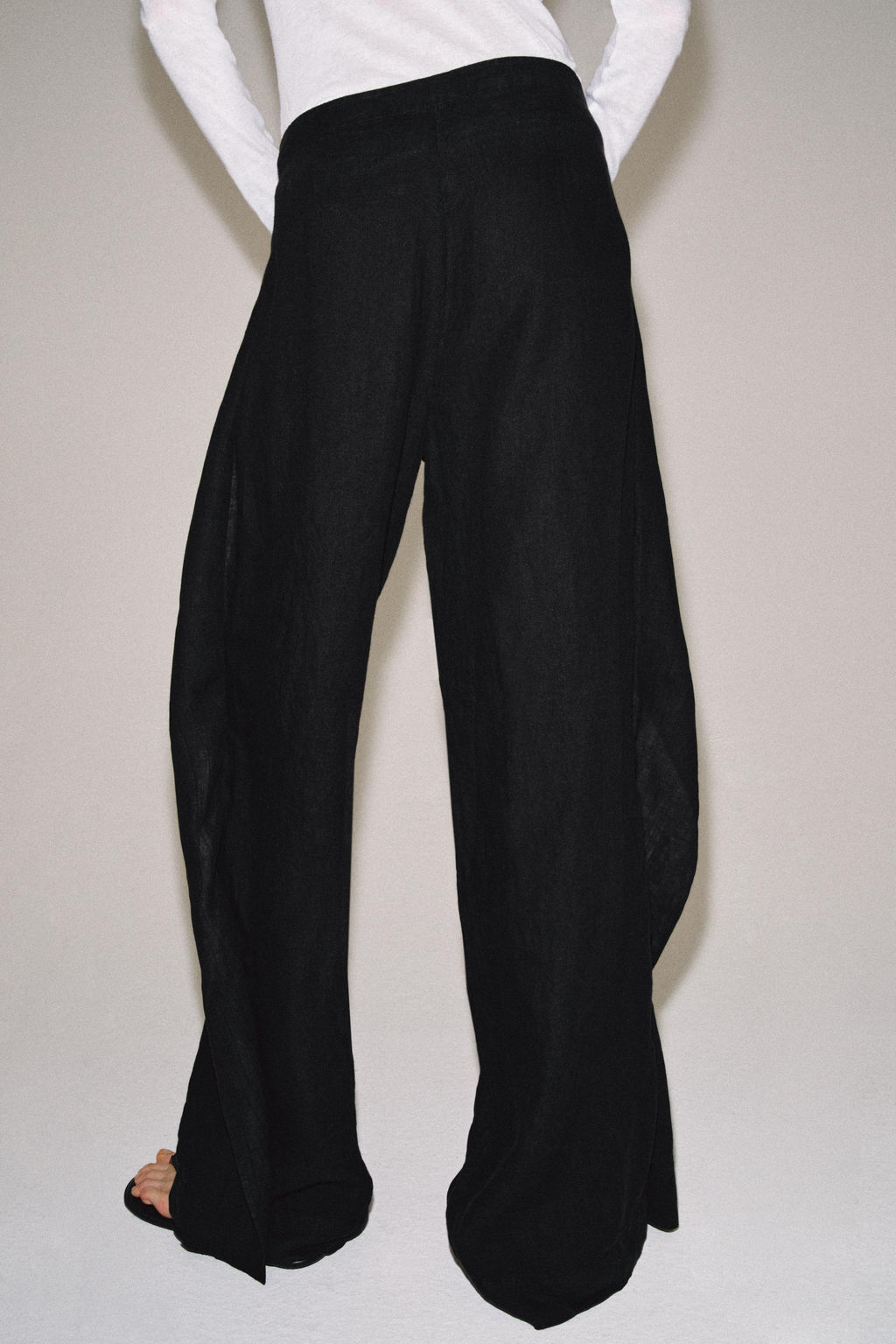 PANTAL?N VOLANTES 100% LINO ZW COLLECTION / Negro - Zara фото 3