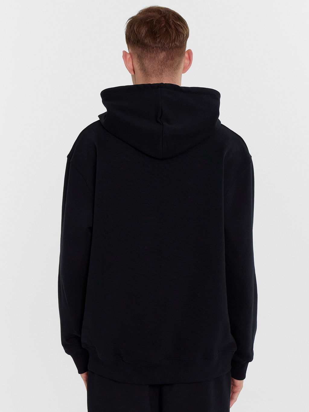 Худи мужское в черном цвете черный 121896 - Mark formelle фото 4