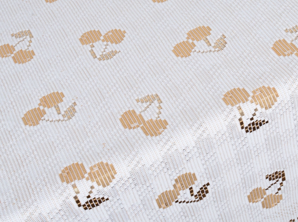 Скатерть декоративная Д236Аб 150 беж. с белым 1.50 м*1.30 м рис. Д236Аб