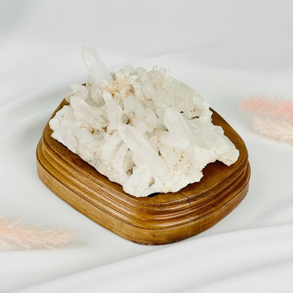 Друза Горного Хрусталя на подставке - Радуга самоцветов фото 2