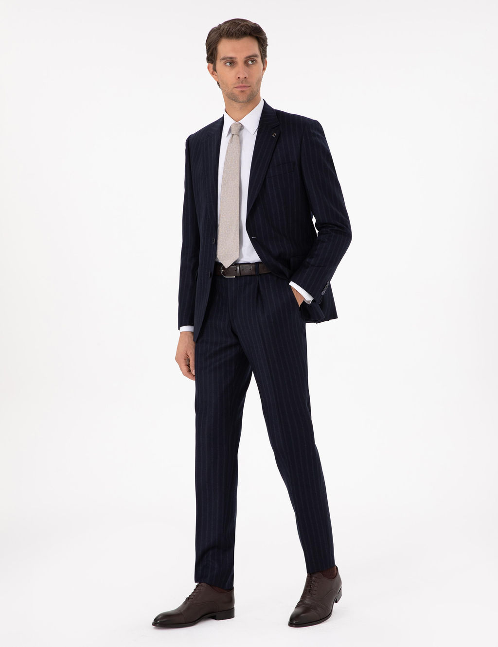 Темно-синий приталенный костюм - Cacharel фото 4