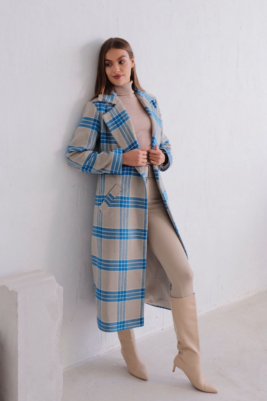 8395 Удлинённое пальто Hilton серо-голубое в клетку - Martichelli фото 5