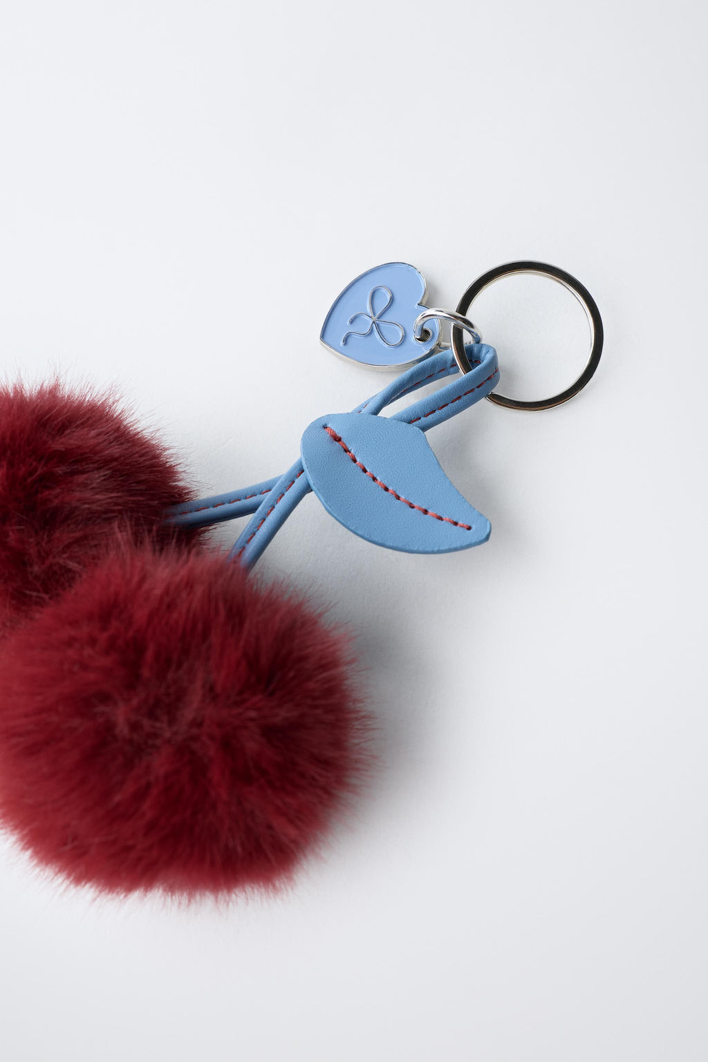 FAUX FUR CHERRY KEY RING - Zara фото 3