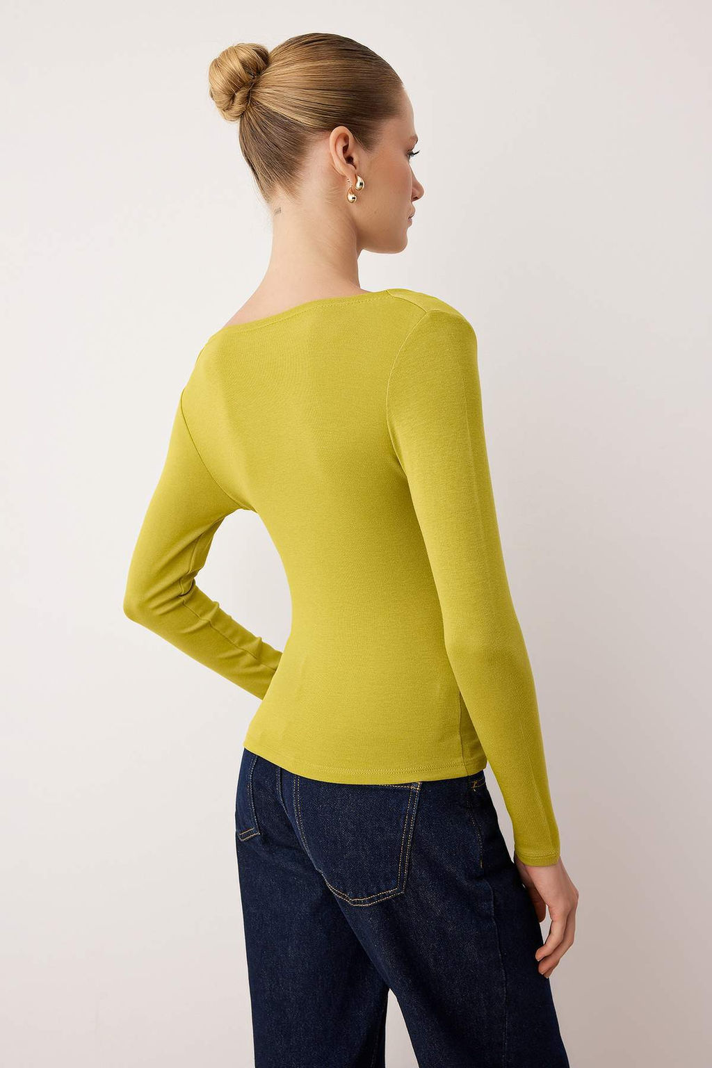 Siyah Fitted/Vucuda Oturan Asimetrik yaka Detayl? Yumusak Kumasl? Esnek Orme Bluz TWOAW26BZ00088 - Trendyolmilla фото 8