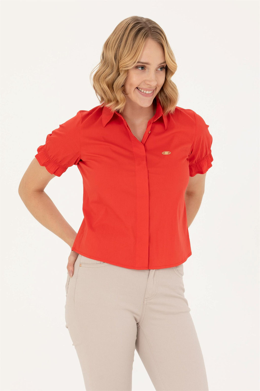 Женщина из красного рубашки с коротким рукавом с скидкой в корзине - U.s. polo assn фото 3