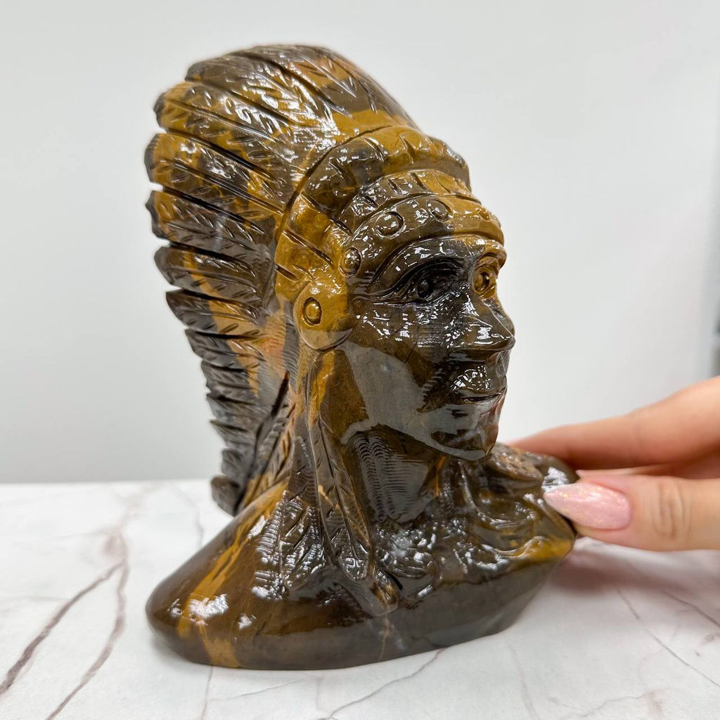 Статуэтка резная Индеец из Яшмы - Радуга самоцветов фото 2