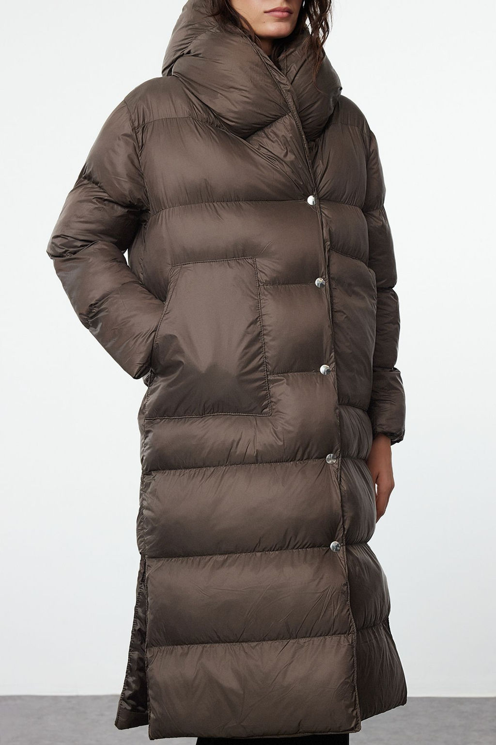 TRENDYOLMILLA Koyu Vizon Oversize Kal?p Kusakl? Kapusonlu Fermuarl? Su Itici K?sl?k Sisme Mont TWOAW25MO00057  фото 4