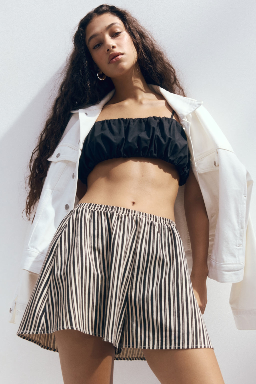 Pantal?n corto en mezcla de lino - H&m фото 3