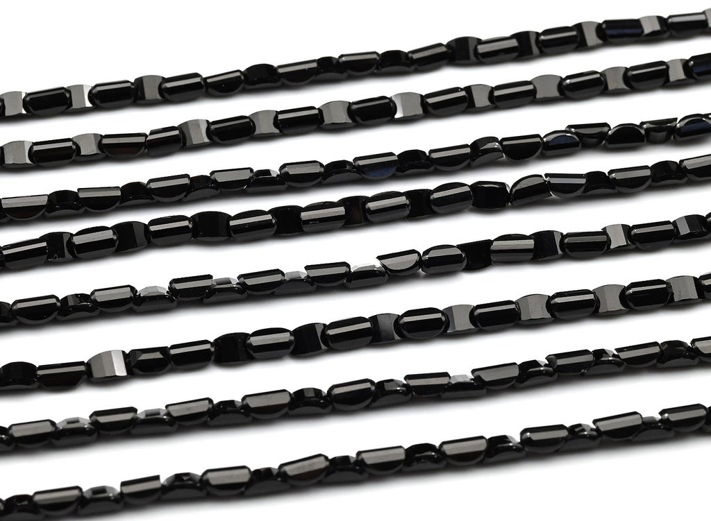 Бусины из циркона полукруг гр.4*6мм цв.черный, 38см, 77 бусин Радуга камня