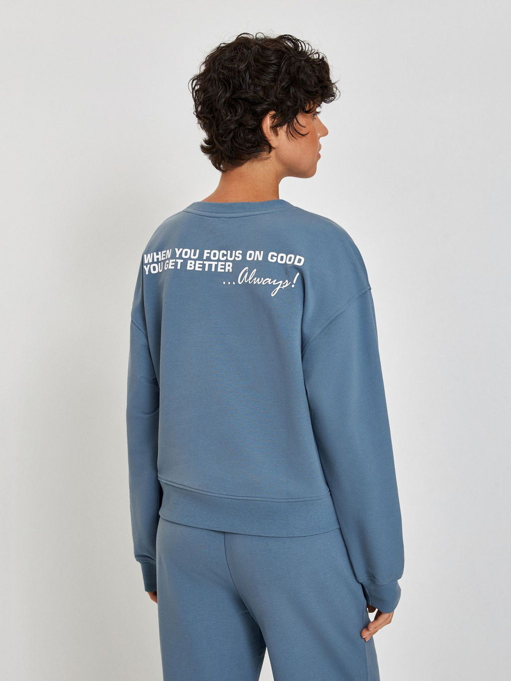 10200170176 Джемпер жен. Lena серо-голубой - Concept club фото 3