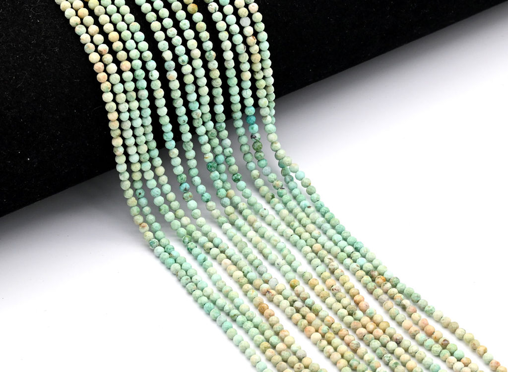 Бусины из бирюзы шарик гр.2мм, 39см, 200 бусин Радуга камня