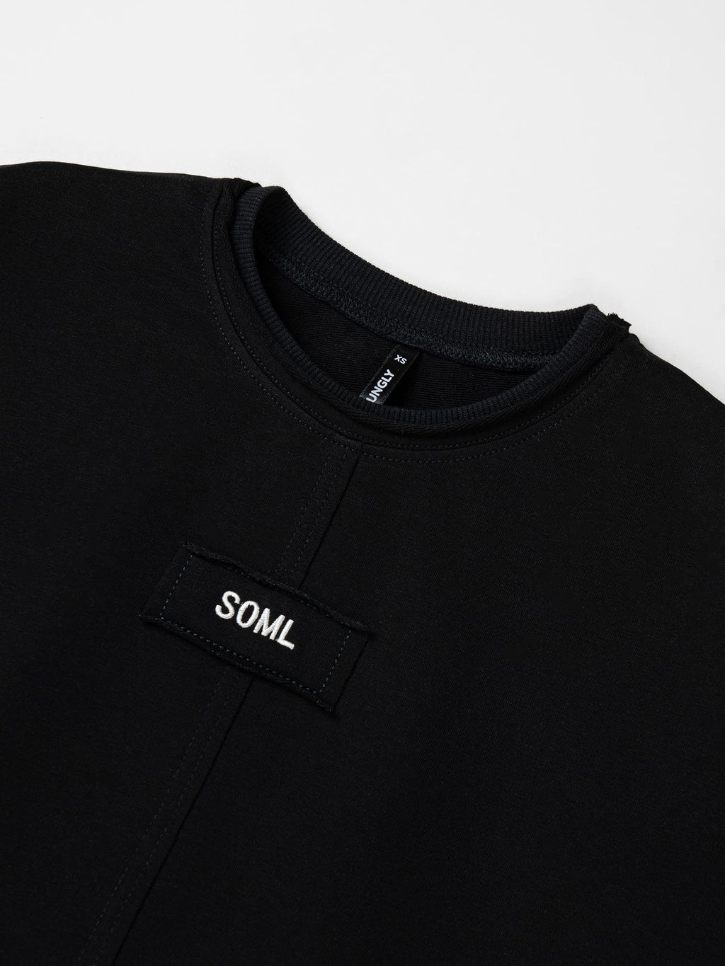 Футболка укороченная из плотного трикотажа "Уголь" женская