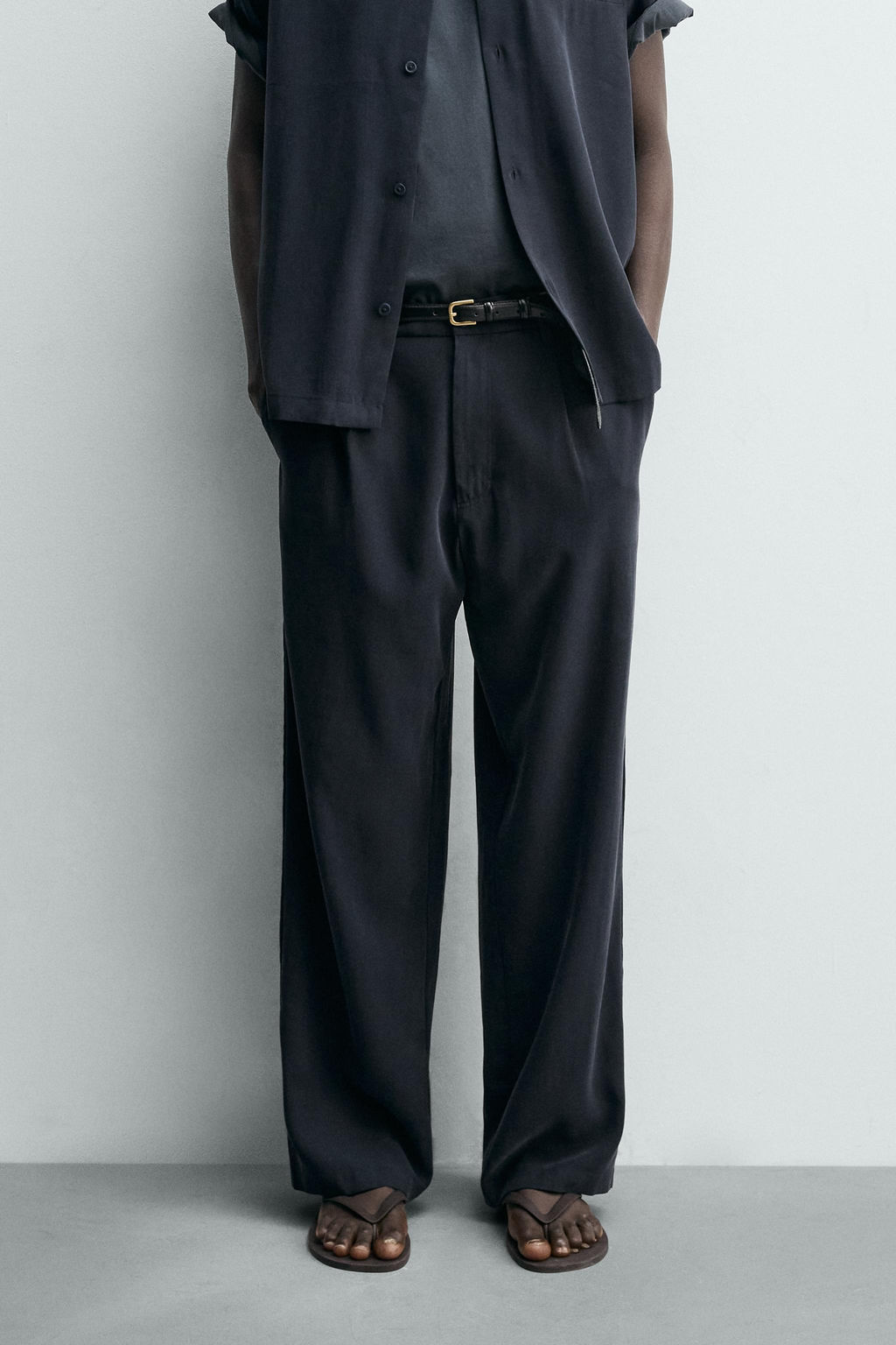 PANTAL?N FLUIDO RELAXED FIT / Gris azul - Zara фото 2