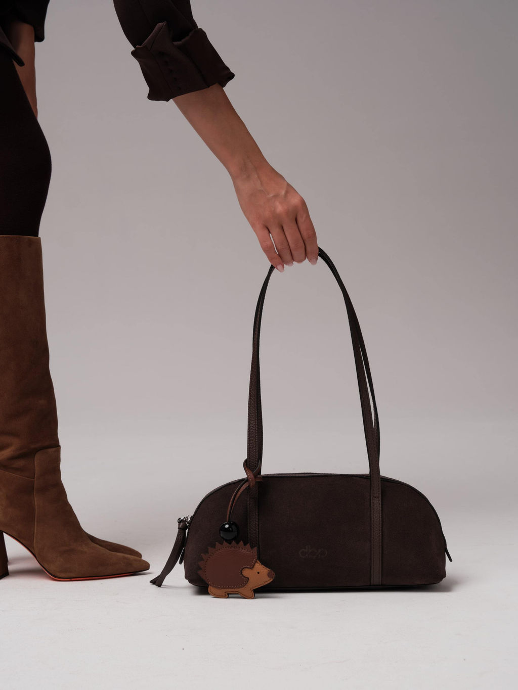 Замшевая сумка Ezhik DBR 31225 коричневый шоколад  фото 7