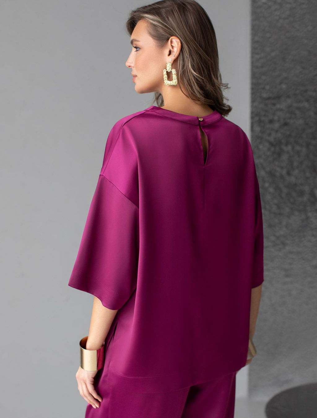 D29.279 Блузка женская бургунди