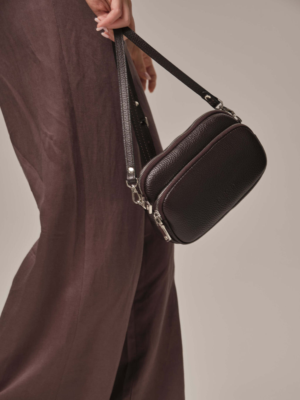 Сумка кросс-боди Deboro 30851 темно-коричневый